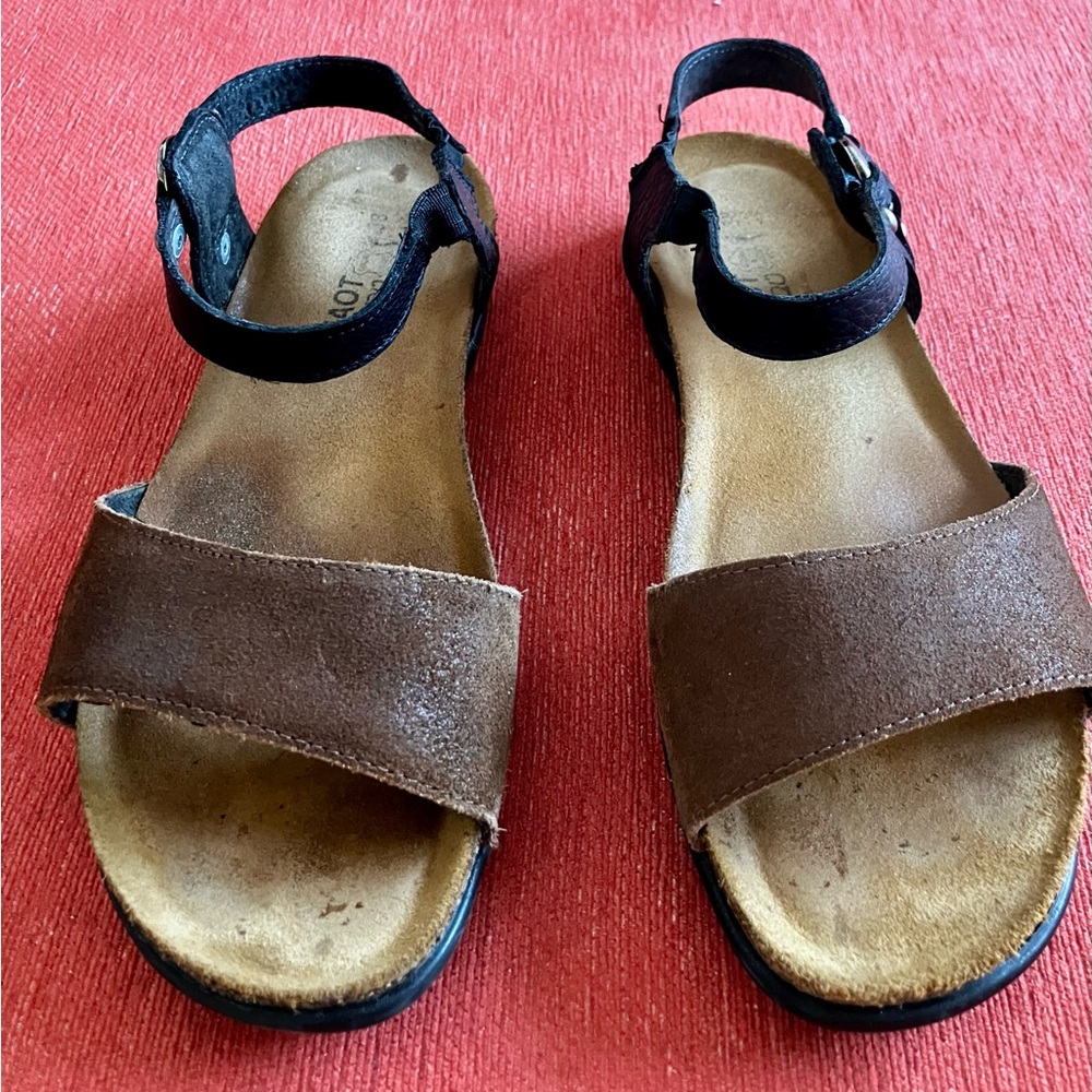 Naot Sabrina Brown/Black Leather Sandals, Size 7 (38)